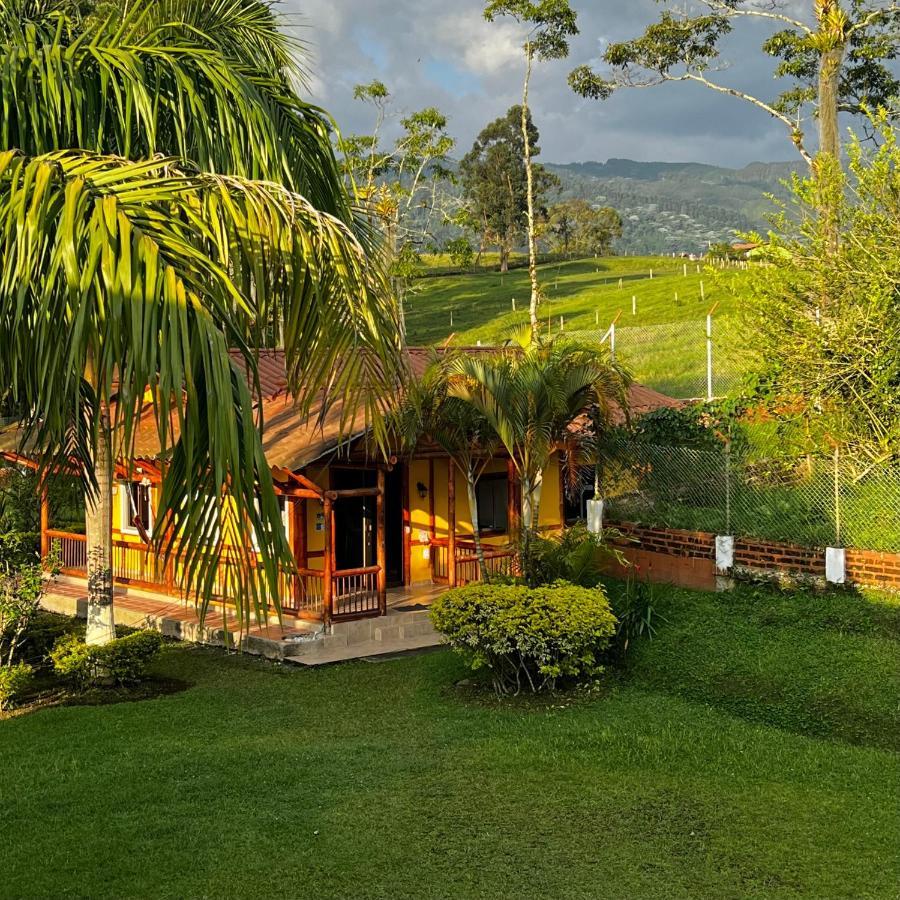 Hotel Casa Confort Santa Rosa de Cabal Esterno foto