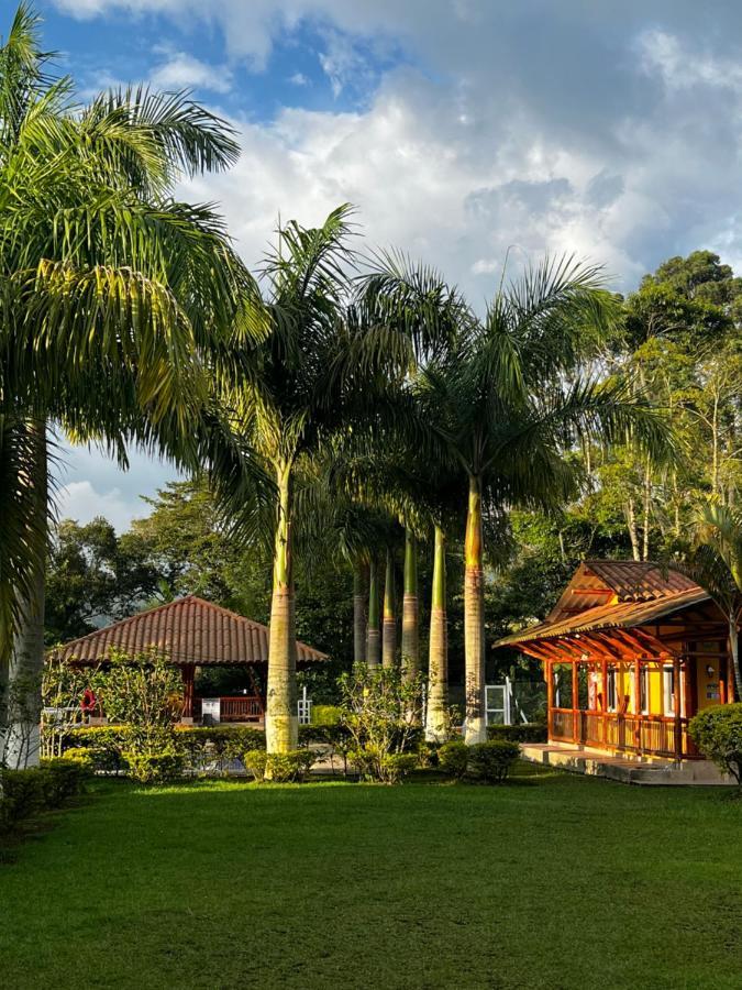 Hotel Casa Confort Santa Rosa de Cabal Esterno foto