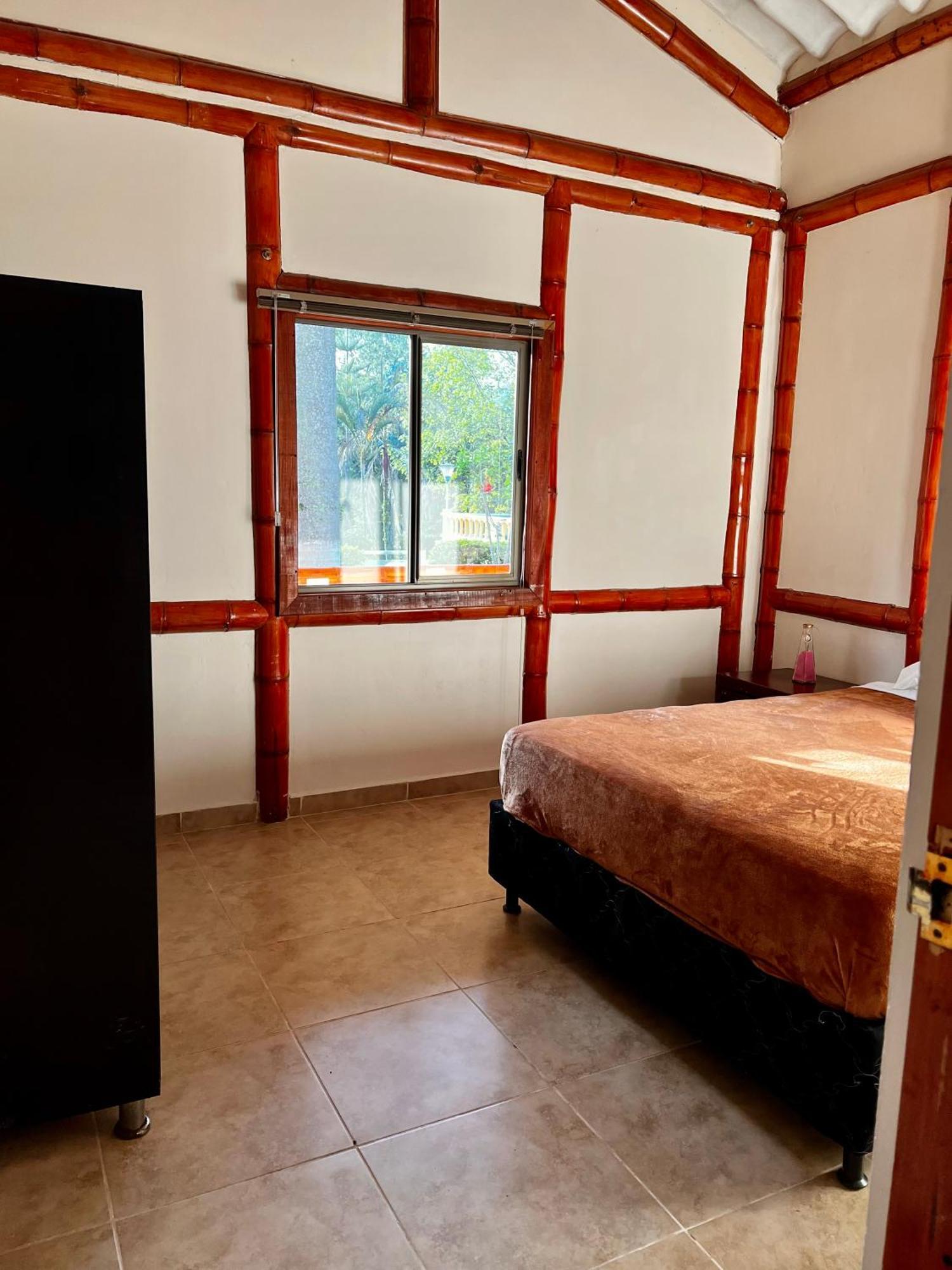 Hotel Casa Confort Santa Rosa de Cabal Esterno foto